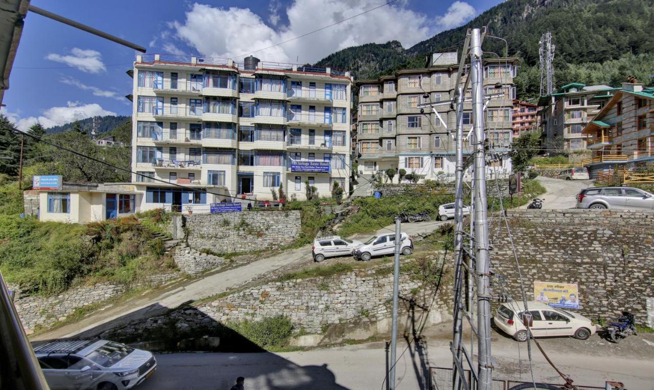 Chichoga Holiday Inn - Manali (Himachal Pradesh) — Photos 1